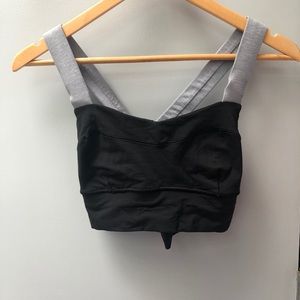 lululemon athletica Intimates & Sleepwear - Lululemon sz 6 black&grey crisscross sports bra lululemon athletica Intimates & Sleepwear - Lululemon sz 6 black&grey crisscross sports bra